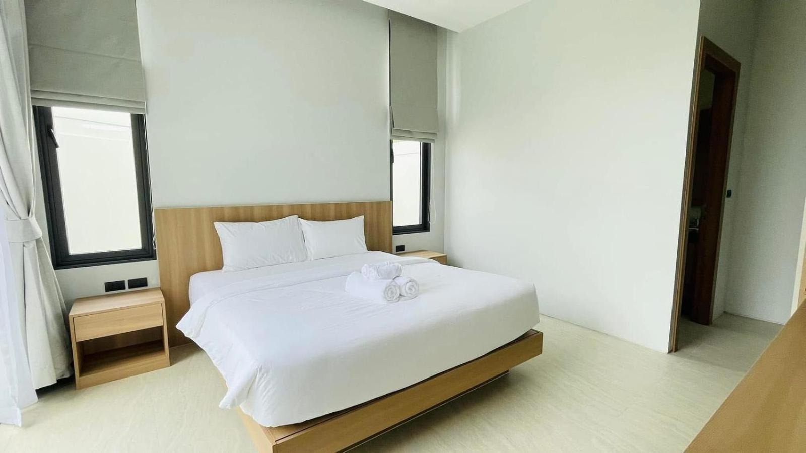 Villa Azura - Serene 4Br Escape With Private Pool And Concierge Chalong Ngoại thất bức ảnh